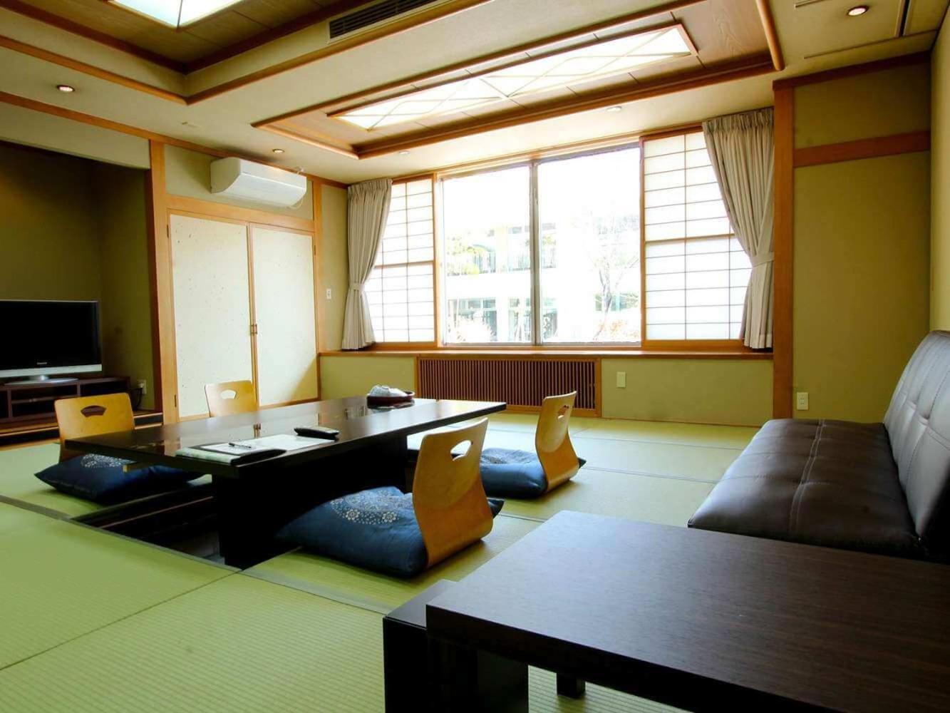Symphony Onsen 5*